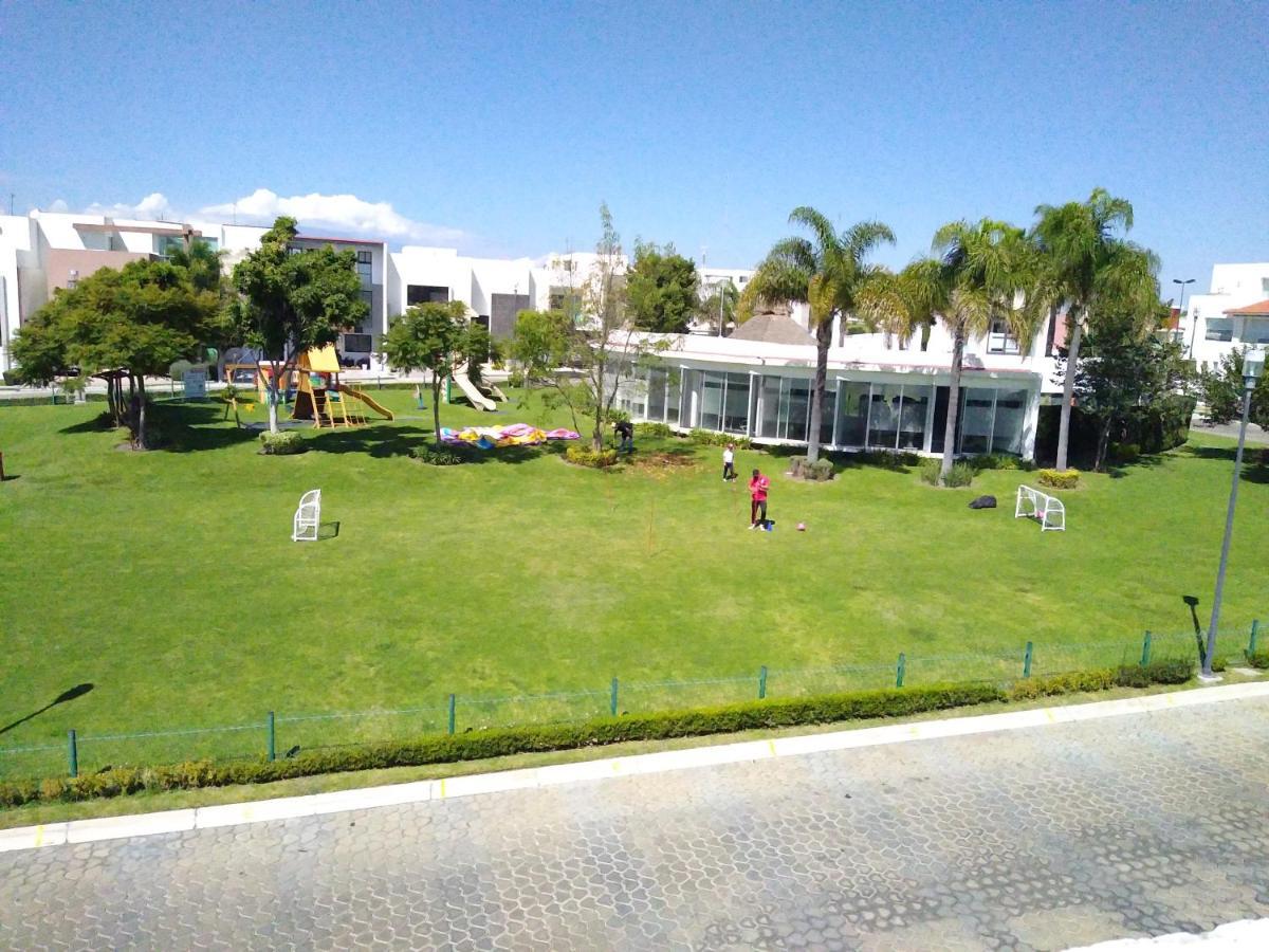 Habitaciones Business Class En Lomas De Angelopolis Tlaxcalancingo Εξωτερικό φωτογραφία