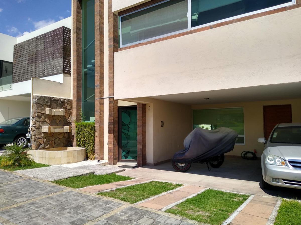 Habitaciones Business Class En Lomas De Angelopolis Tlaxcalancingo Εξωτερικό φωτογραφία